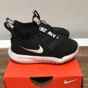 Toddler Nike Flex Runner Size 7c